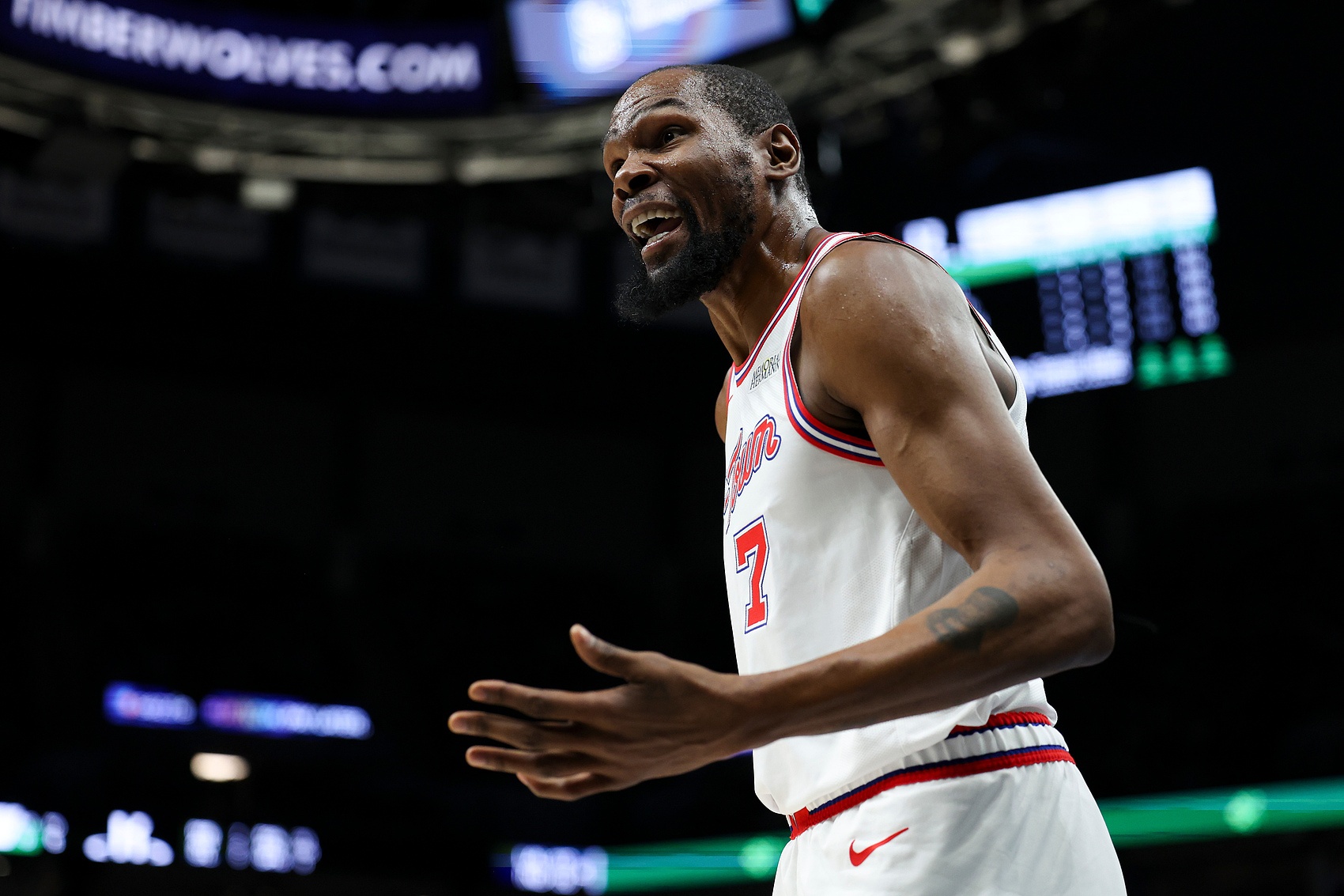 乐鱼app-如何应对严密防守？KD：加强对抗&amp;放慢节奏 我拿到球就任我摆布了